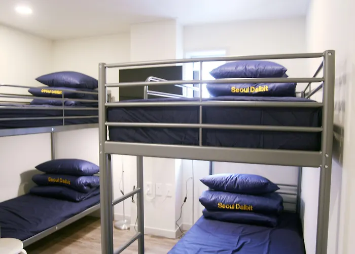 Dalbit Dongdaemun Hostal *