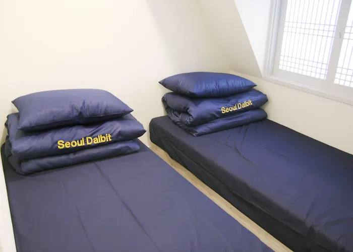 Dalbit Dongdaemun Hostal *
